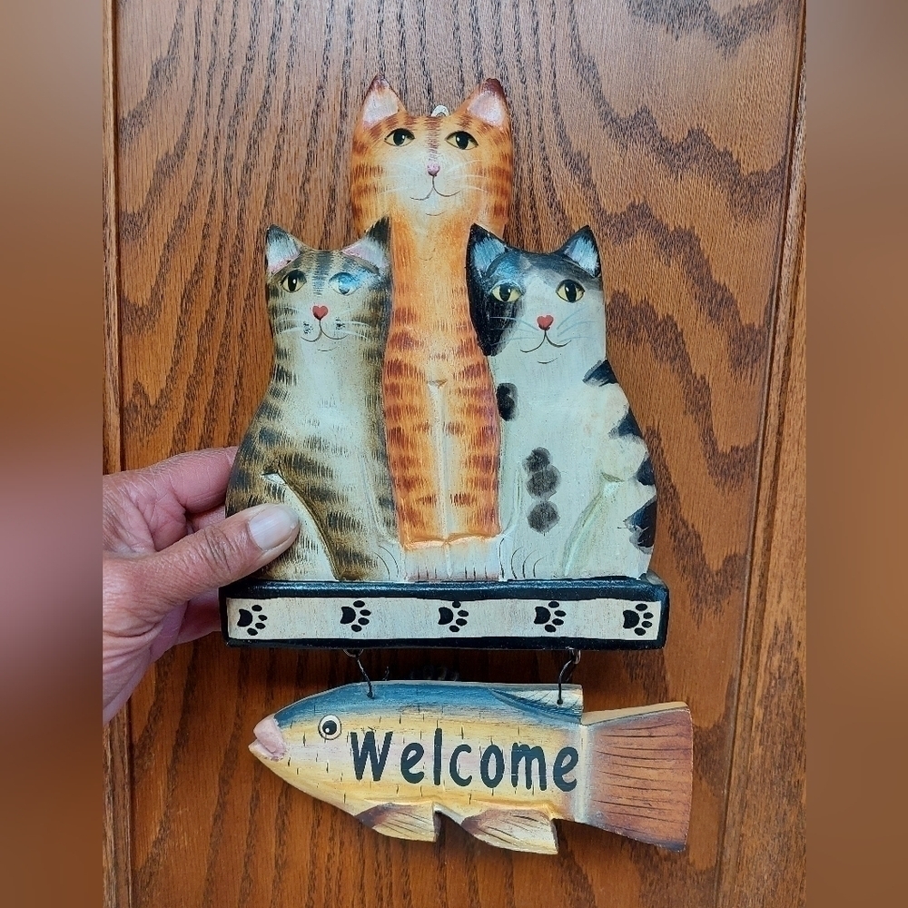 Wooden "Welcome" Cat Trio Wall Sign